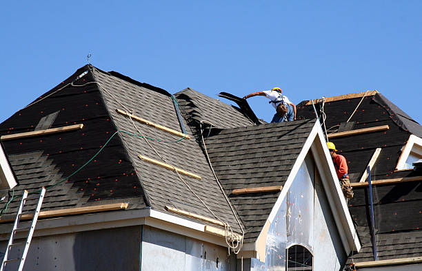 Best Roof Leak Repair  in Lake Mills, WI