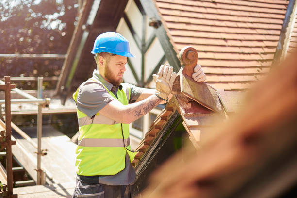Best Residential Roofing Contractor  in Lake Mills, WI